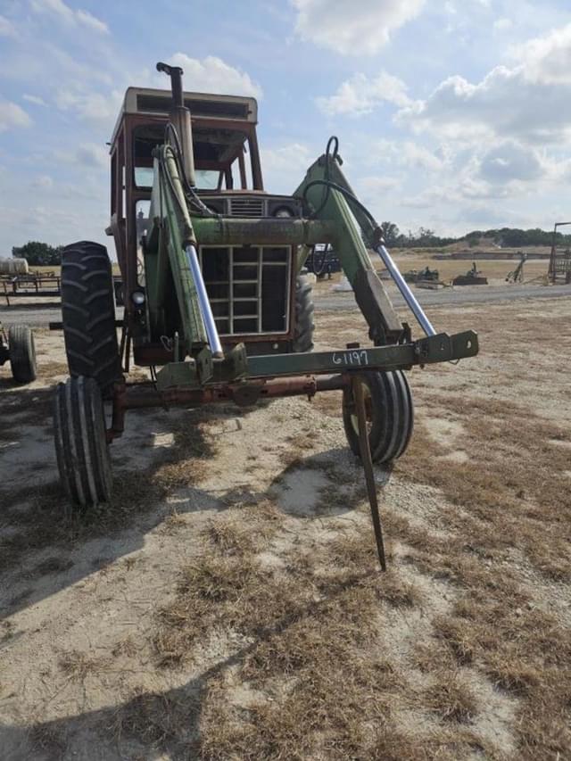 Image of International Harvester 966 equipment image 2