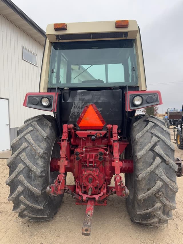 Image of International Harvester 986 equipment image 3