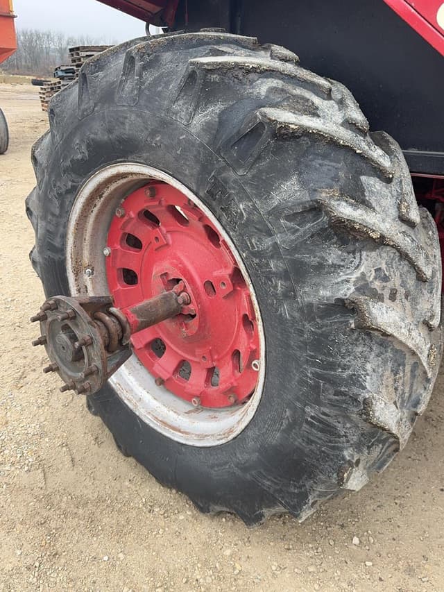 Image of International Harvester 986 equipment image 1