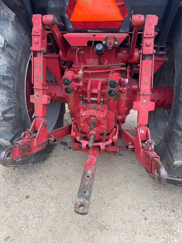 Image of International Harvester 986 equipment image 4