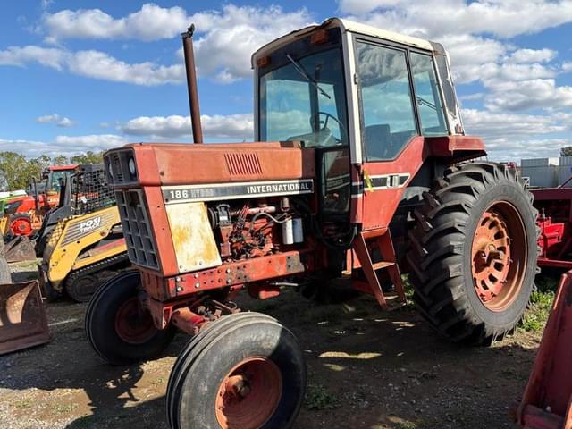 Image of International Harvester 986 equipment image 2