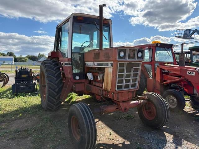 Image of International Harvester 986 equipment image 4