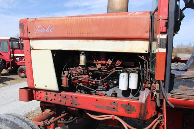 Image of International Harvester 986 equipment image 3