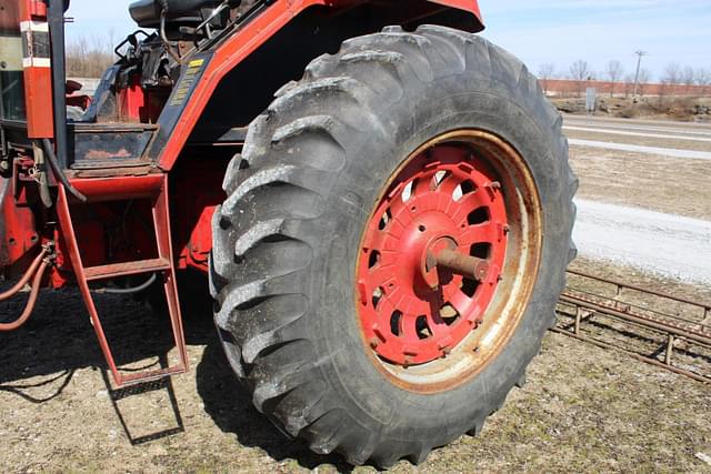 Image of International Harvester 986 equipment image 4