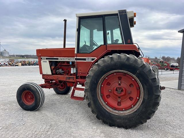 Image of International Harvester 986 equipment image 2