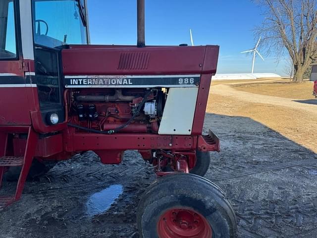 Image of International Harvester 986 equipment image 4