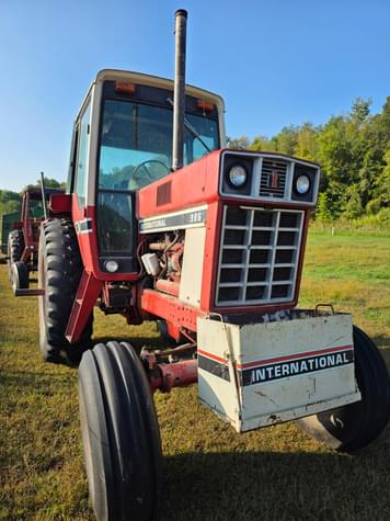 Main image International Harvester 986