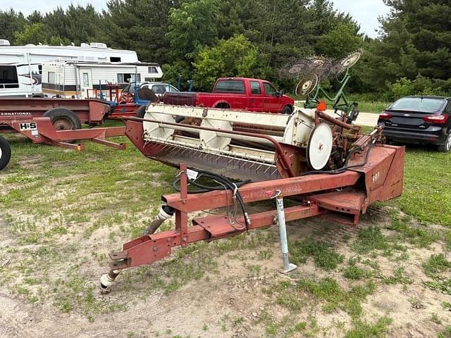 Image of International Harvester 990 equipment image 1