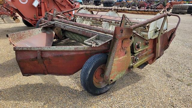 Image of International Harvester 990 equipment image 4