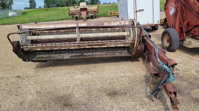 Image of International Harvester 990 equipment image 1