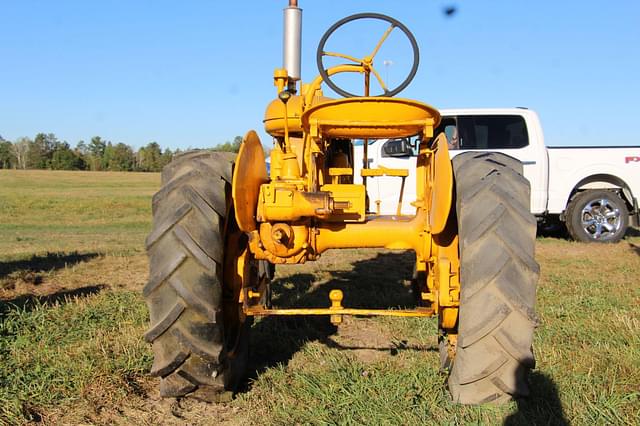 Image of Farmall A equipment image 4