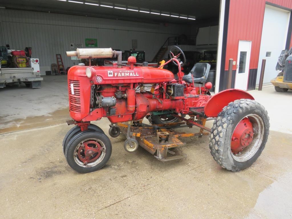 Image of Farmall B Primary image