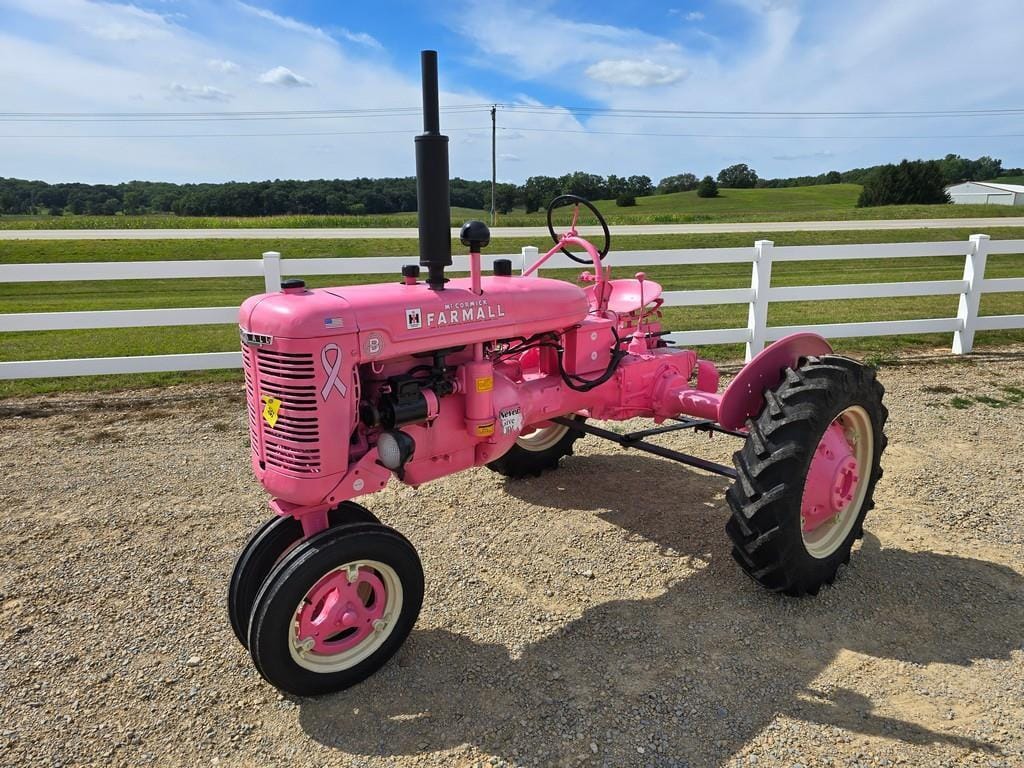 Main image Farmall B