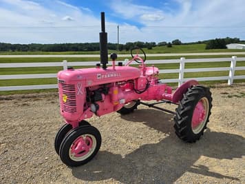 Main image Farmall B