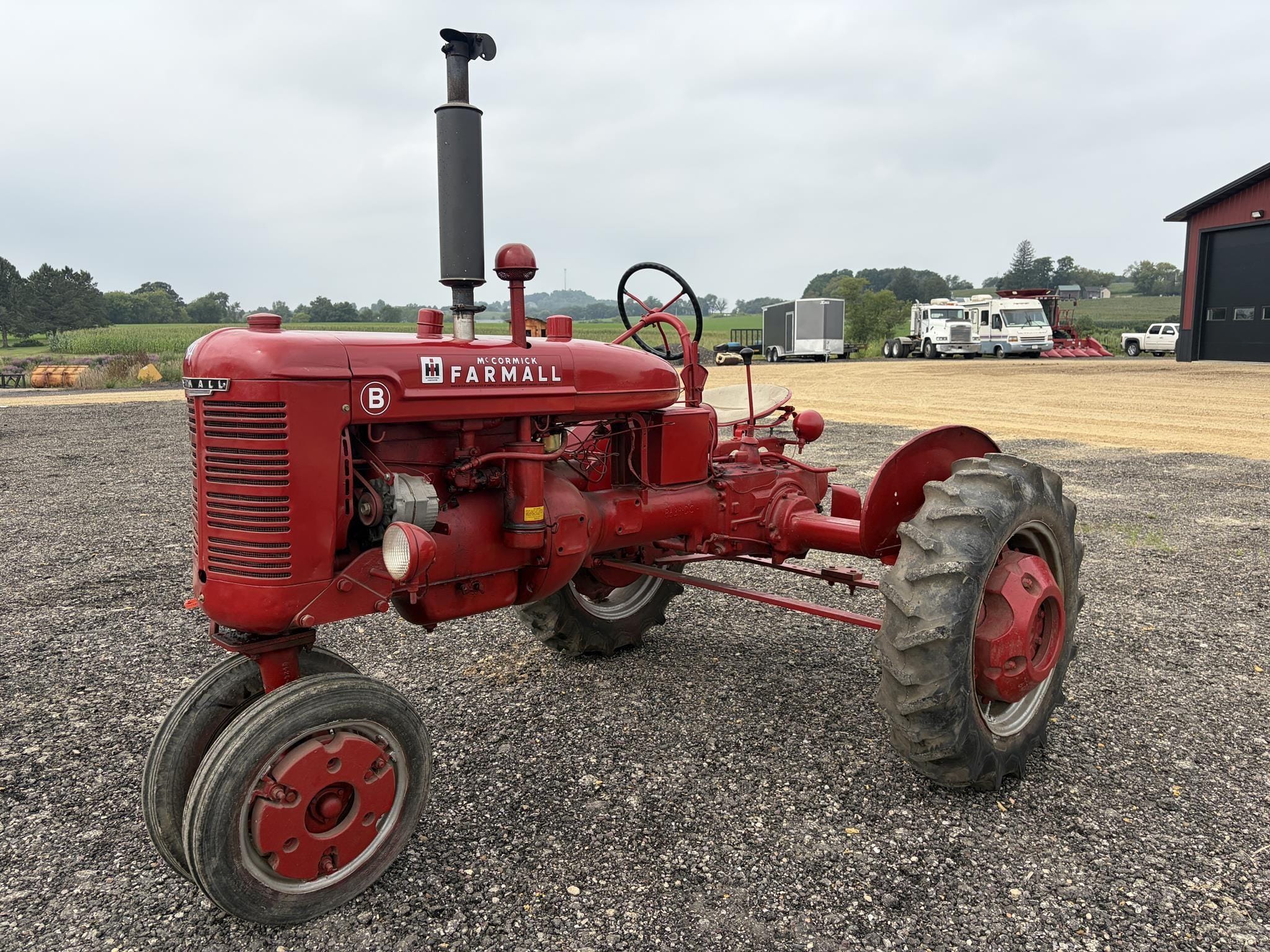 International Harvester B Equipment Image0