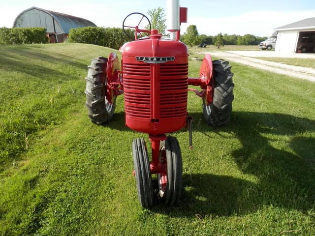 Image of International Harvester B equipment image 3