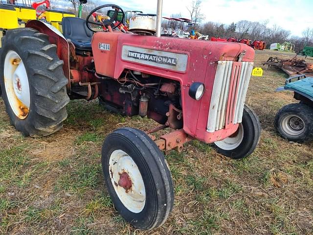 Image of International Harvester B-414 equipment image 1