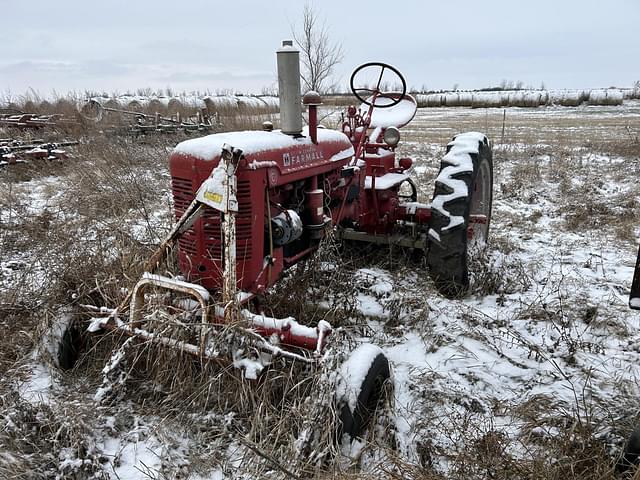 Image of Farmall C equipment image 2