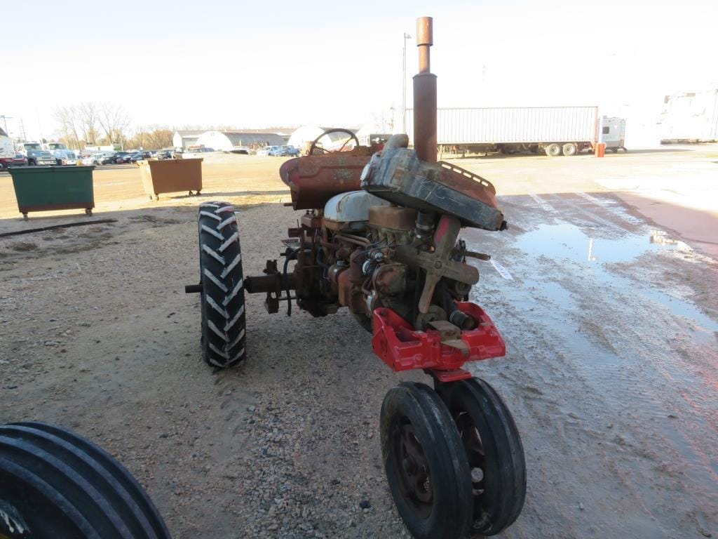 Farmall C Equipment Image0