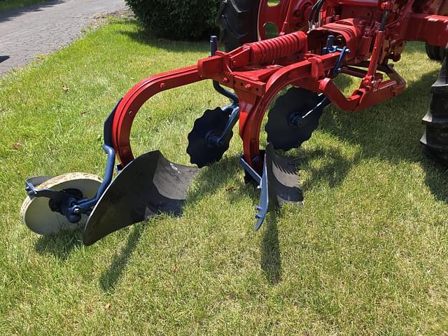 Image of International Harvester C20 equipment image 1