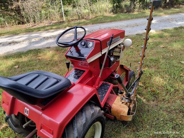 Image of Cub Cadet 1000 equipment image 2