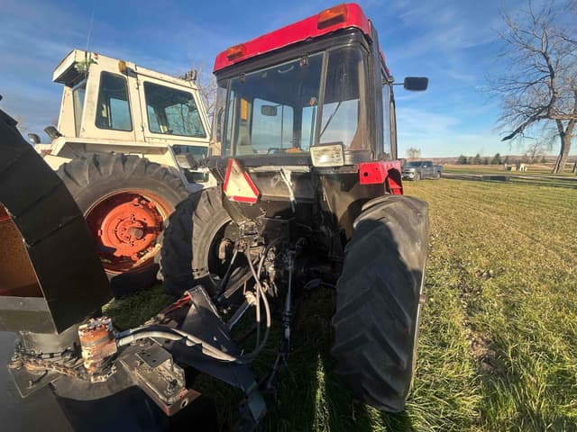 Image of Case IH 685 equipment image 4
