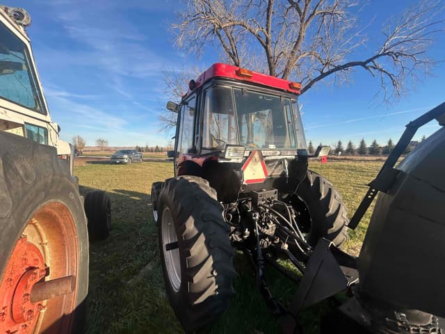 Image of Case IH 685 equipment image 3