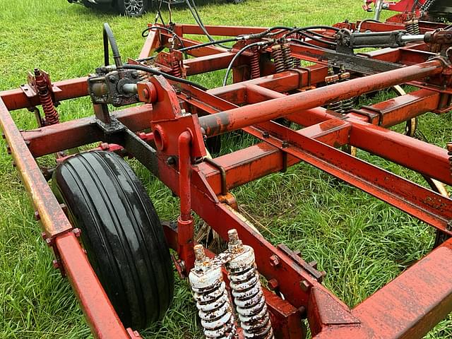 Image of International Harvester 60 equipment image 2