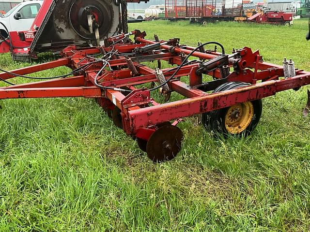 Image of International Harvester 60 equipment image 1