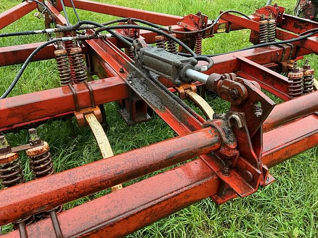 Image of International Harvester 60 equipment image 3