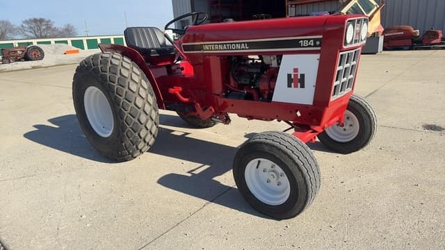 Image of International Harvester 184 equipment image 1