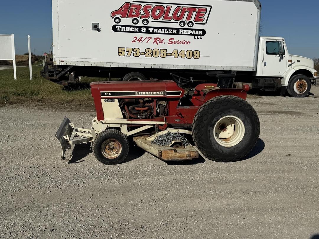 Image of International Harvester 184 Lo-Boy Primary image