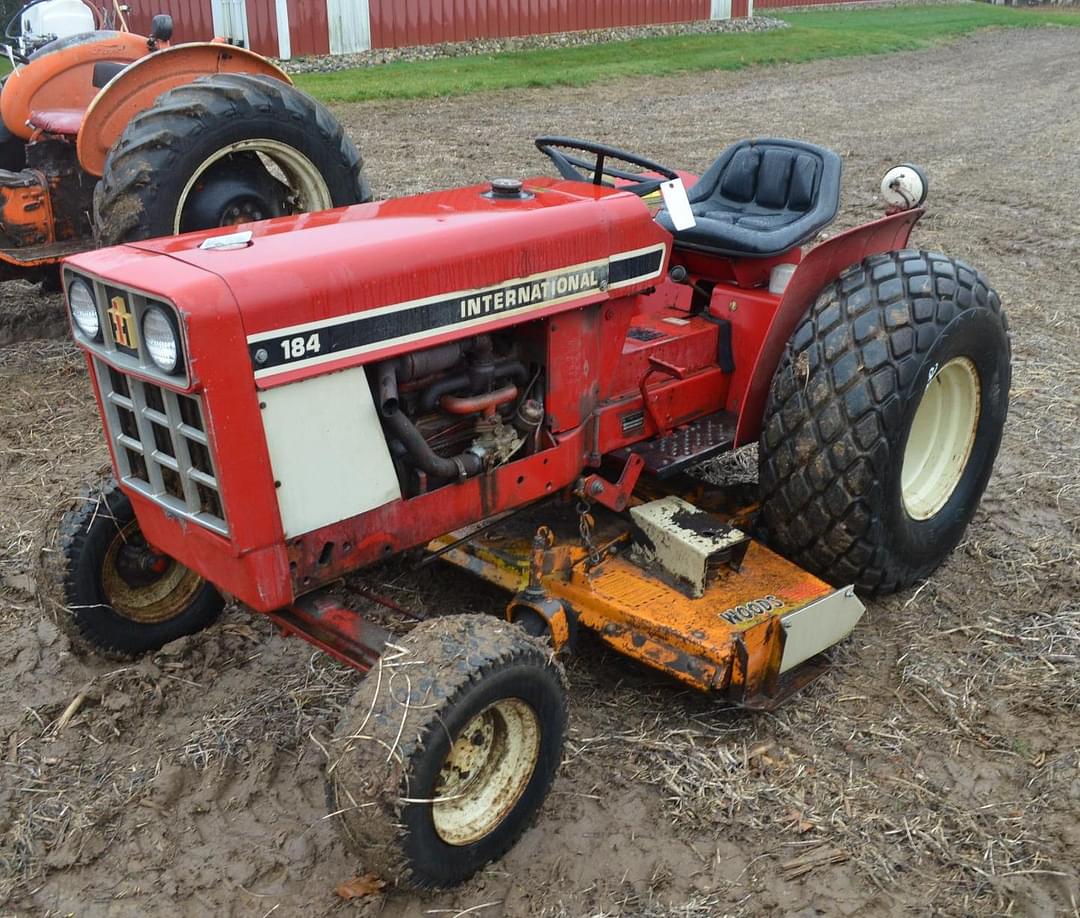 Image of International Harvester 184 Lo-Boy Primary image