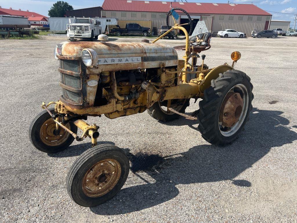 International Harvester Cub Equipment Image0