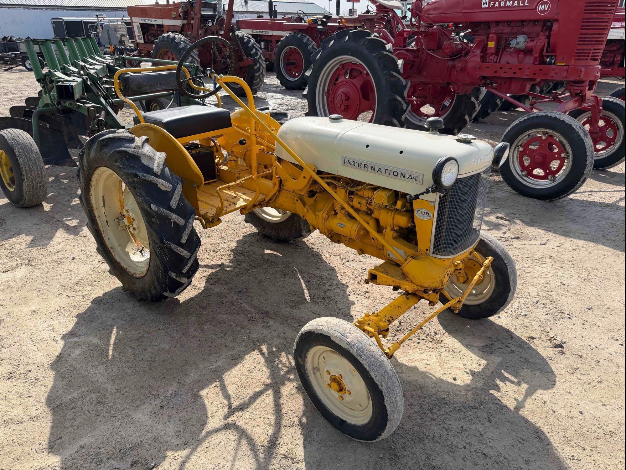 International Harvester Cub Equipment Image0
