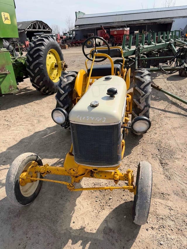 Image of International Harvester Cub equipment image 2