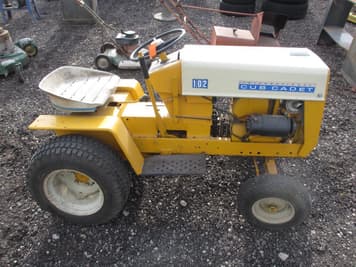 Main image Cub Cadet 102