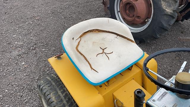 Image of Cub Cadet 125 equipment image 4
