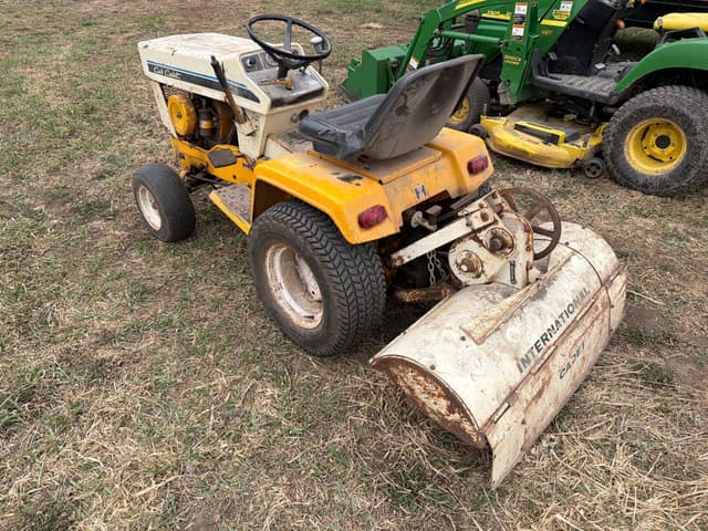 Image of International Harvester Cub Cadet equipment image 2