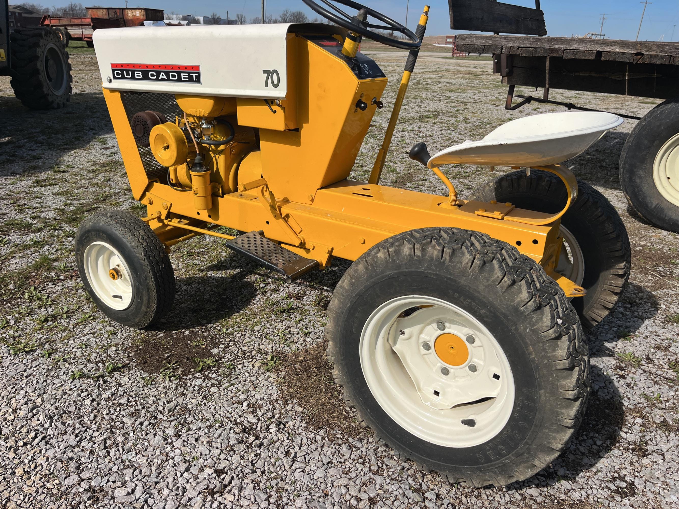 Main image Cub Cadet 70