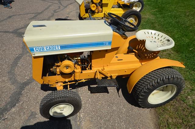 Image of Cub Cadet 72 equipment image 2