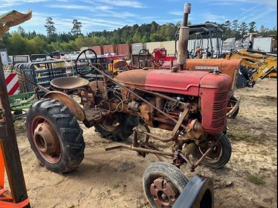 Image of International Harvester Cub Image 1