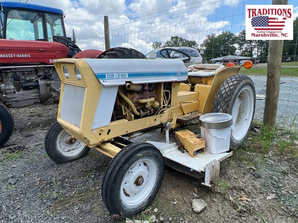 Main image International Harvester Cub Lo-Boy