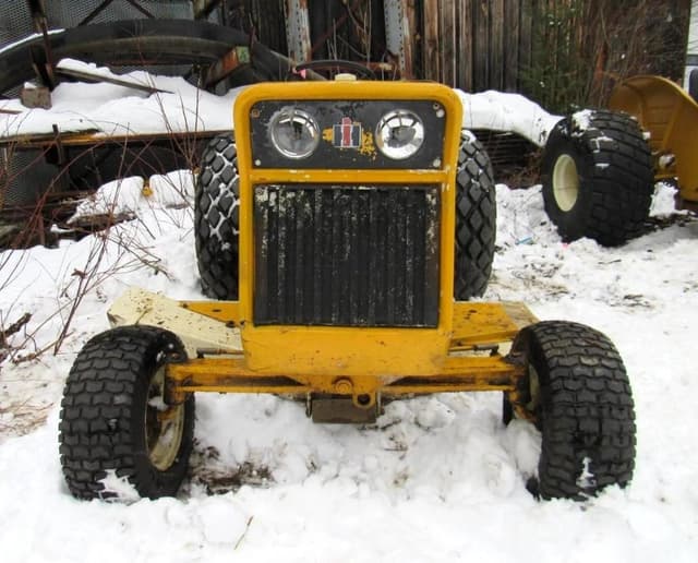Image of International Harvester Cub 154 Lo-Boy equipment image 4