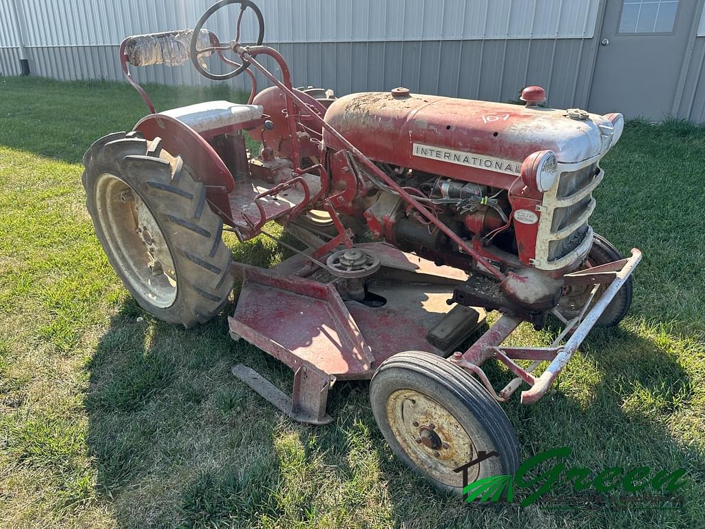 Image of International Harvester Cub Lo-Boy Primary image