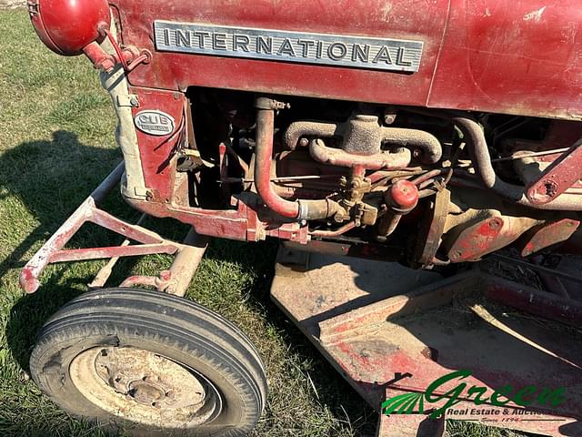 Image of International Harvester Cub Lo-Boy equipment image 4