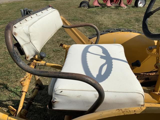 Image of International Harvester Cub Lo-Boy equipment image 4