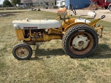 Main image International Harvester Cub Lo-Boy