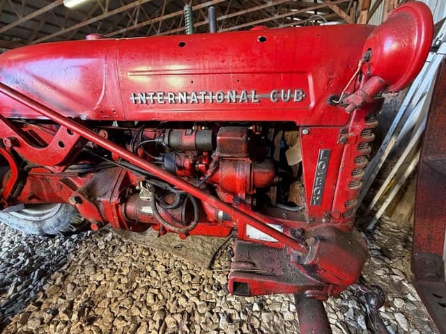 Image of International Harvester Cub Lo-Boy equipment image 1