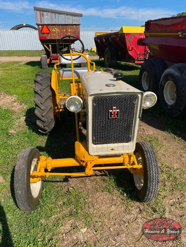 Image of International Harvester Cub Lo-Boy equipment image 1